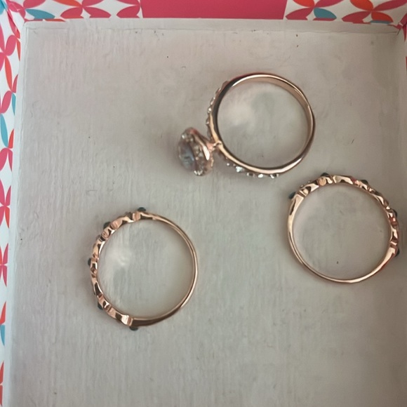 Three piece ring set - Picture 2 of 4